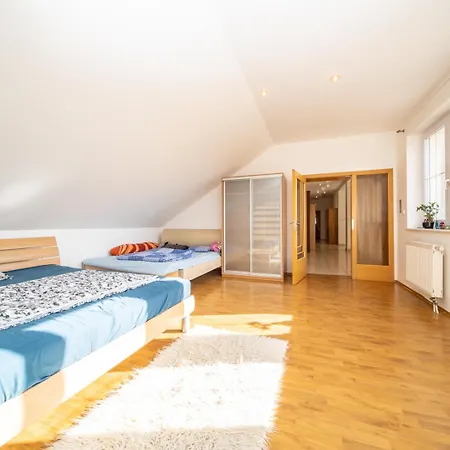 Kysucka-rooms Senec