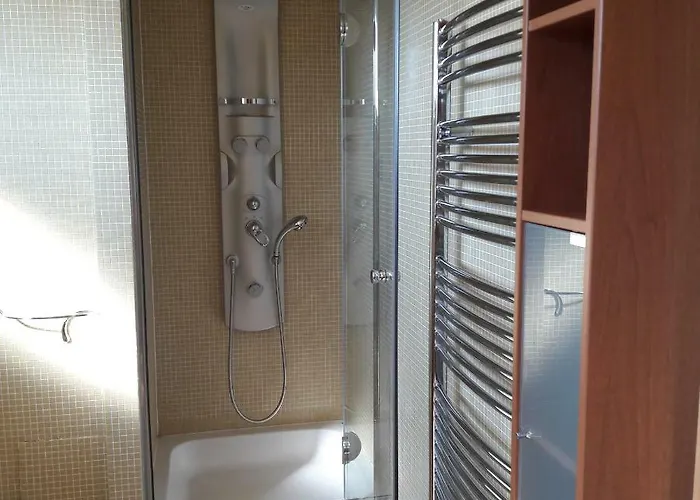 ヴィラ Kysucka セネツ